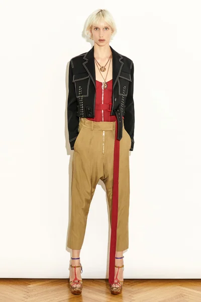 Look 12